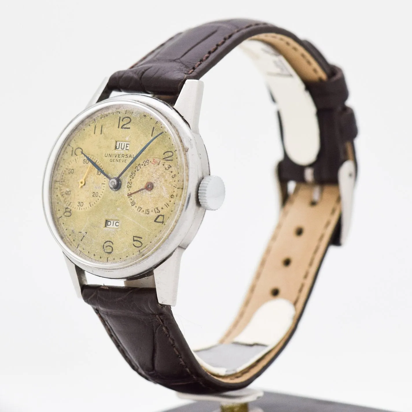 1942 Vintage Universal Geneve Reference 21301 Triple Date Calendar Stainless Steel Watch (# 14476)