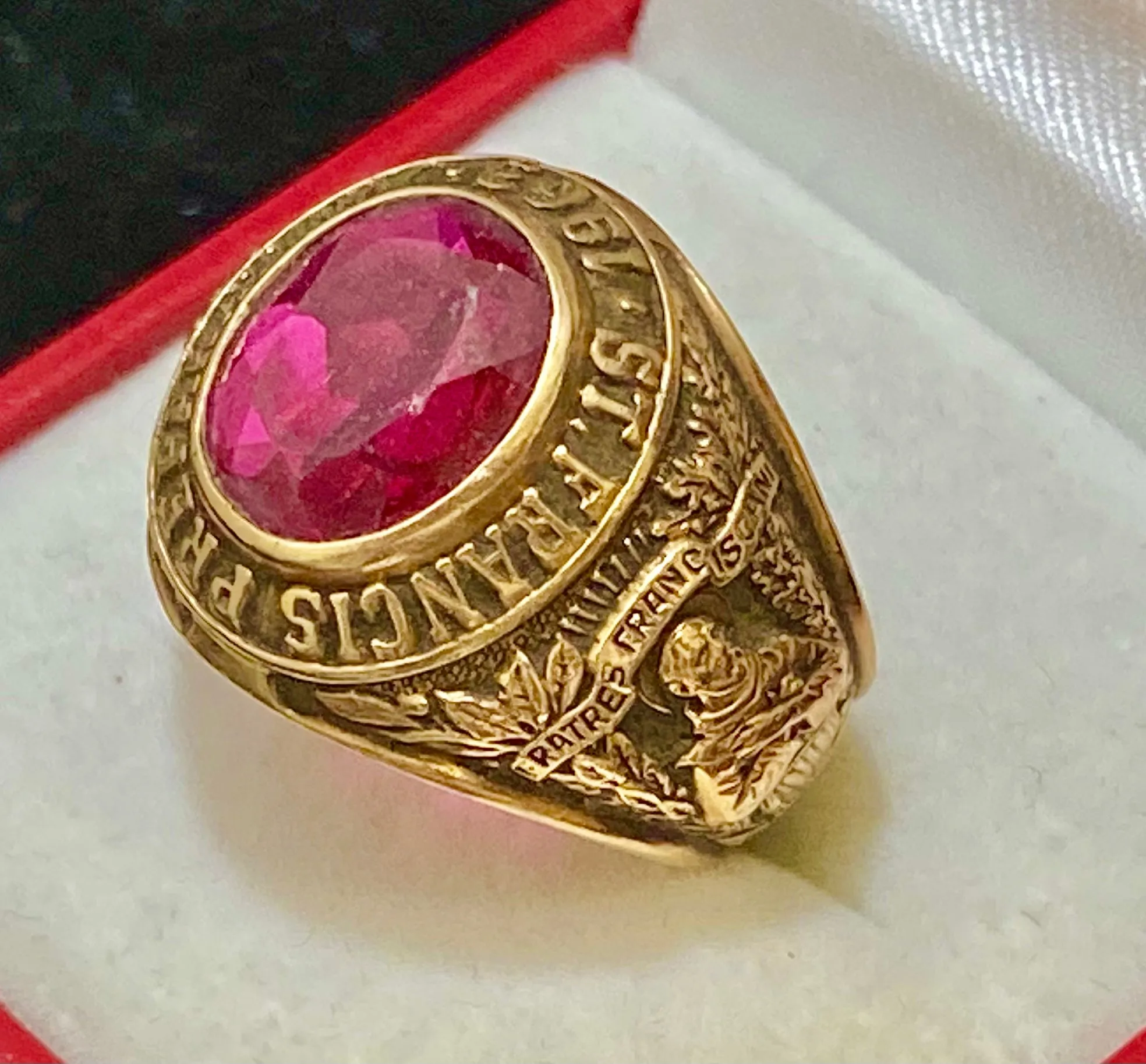 1963 St Francis Preparatory Class Ring in Solid Yellow Gold - $6K Appraisal Value w/CoA! }