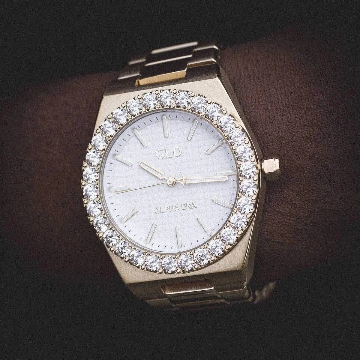 Alpha Era Gold - Iced Bezel