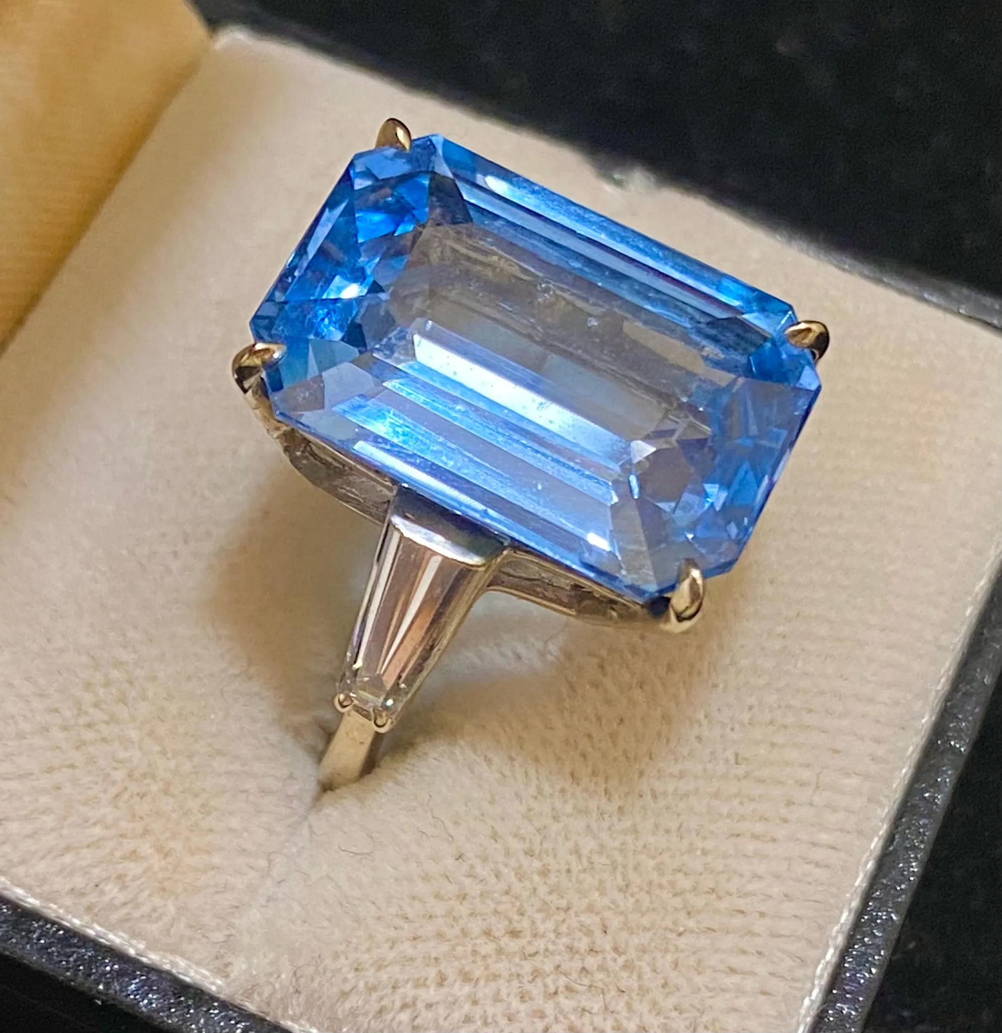 Amazing Solid White Gold 50  Ct. Blue Topaz Ring w/ Diamond Accent - $60K Appraisal Value w/CoA}