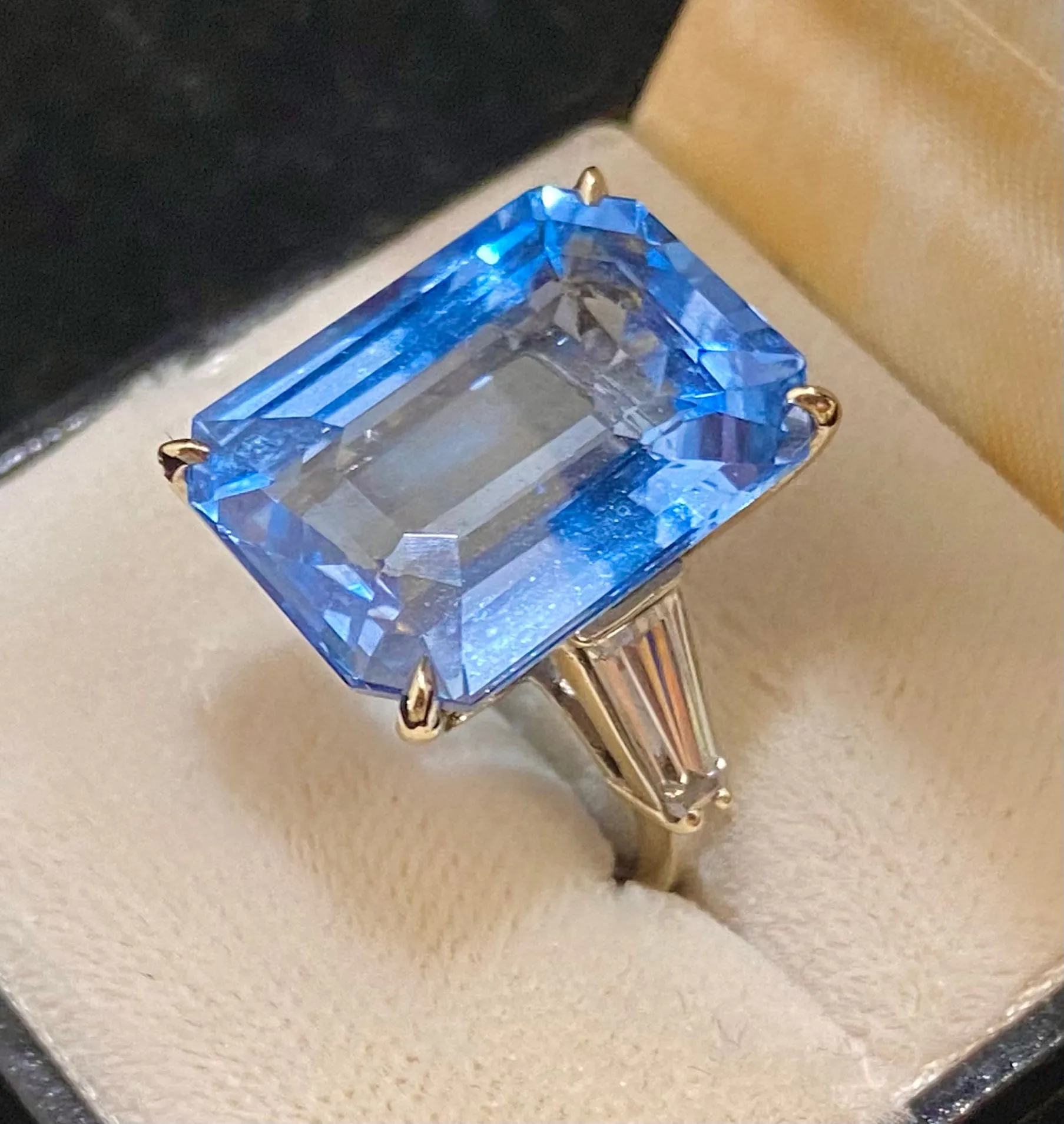 Amazing Solid White Gold 50  Ct. Blue Topaz Ring w/ Diamond Accent - $60K Appraisal Value w/CoA}