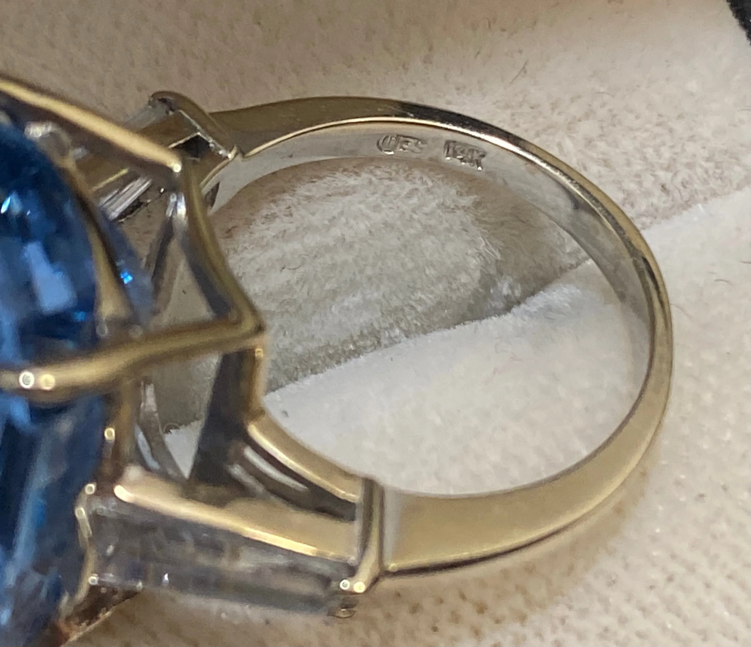 Amazing Solid White Gold 50  Ct. Blue Topaz Ring w/ Diamond Accent - $60K Appraisal Value w/CoA}