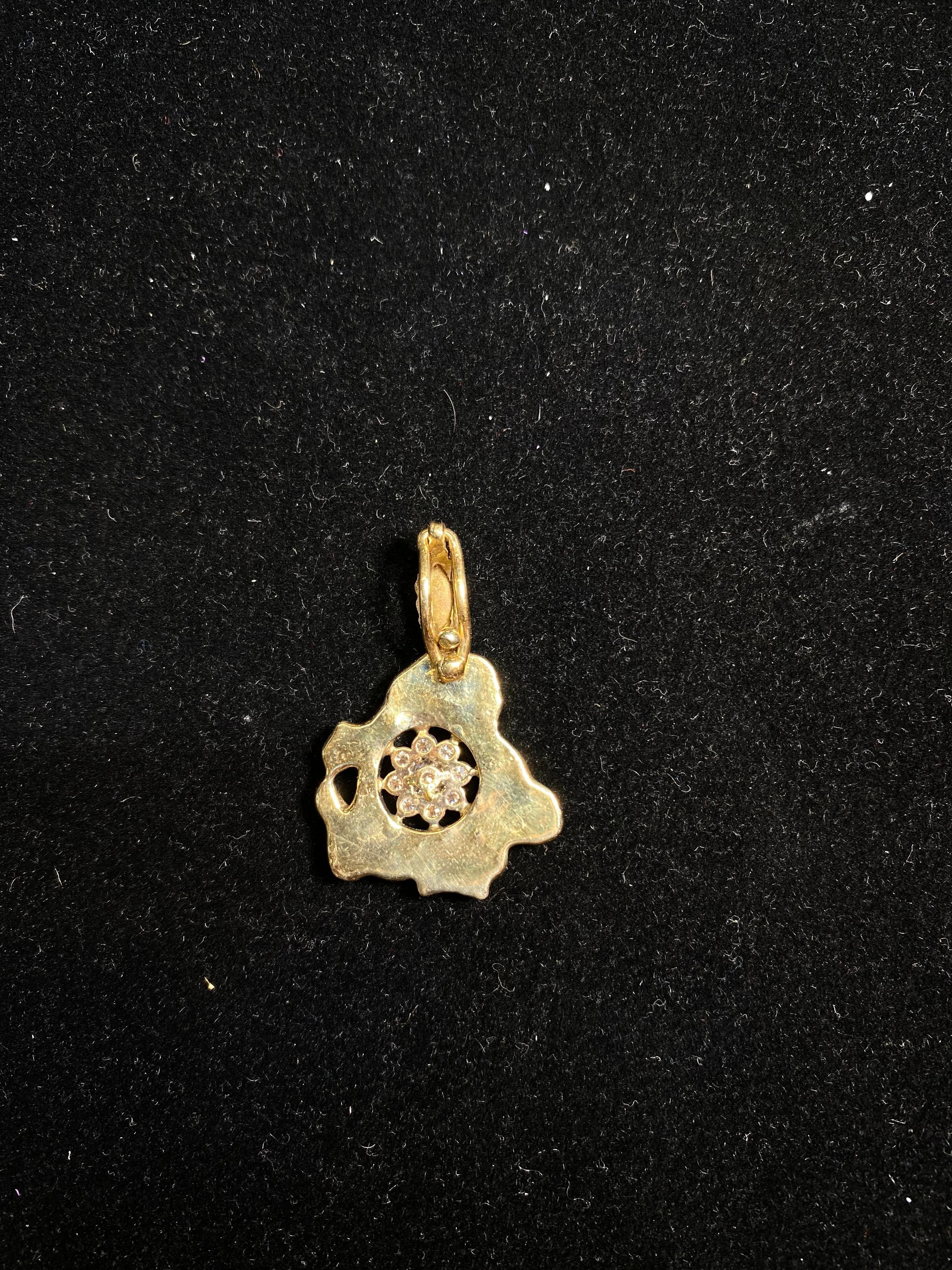 AMAZING Unique Vintage YG Organic Shaped Pendant w/ 9 Diamonds! - $15K Appraisal Value! }