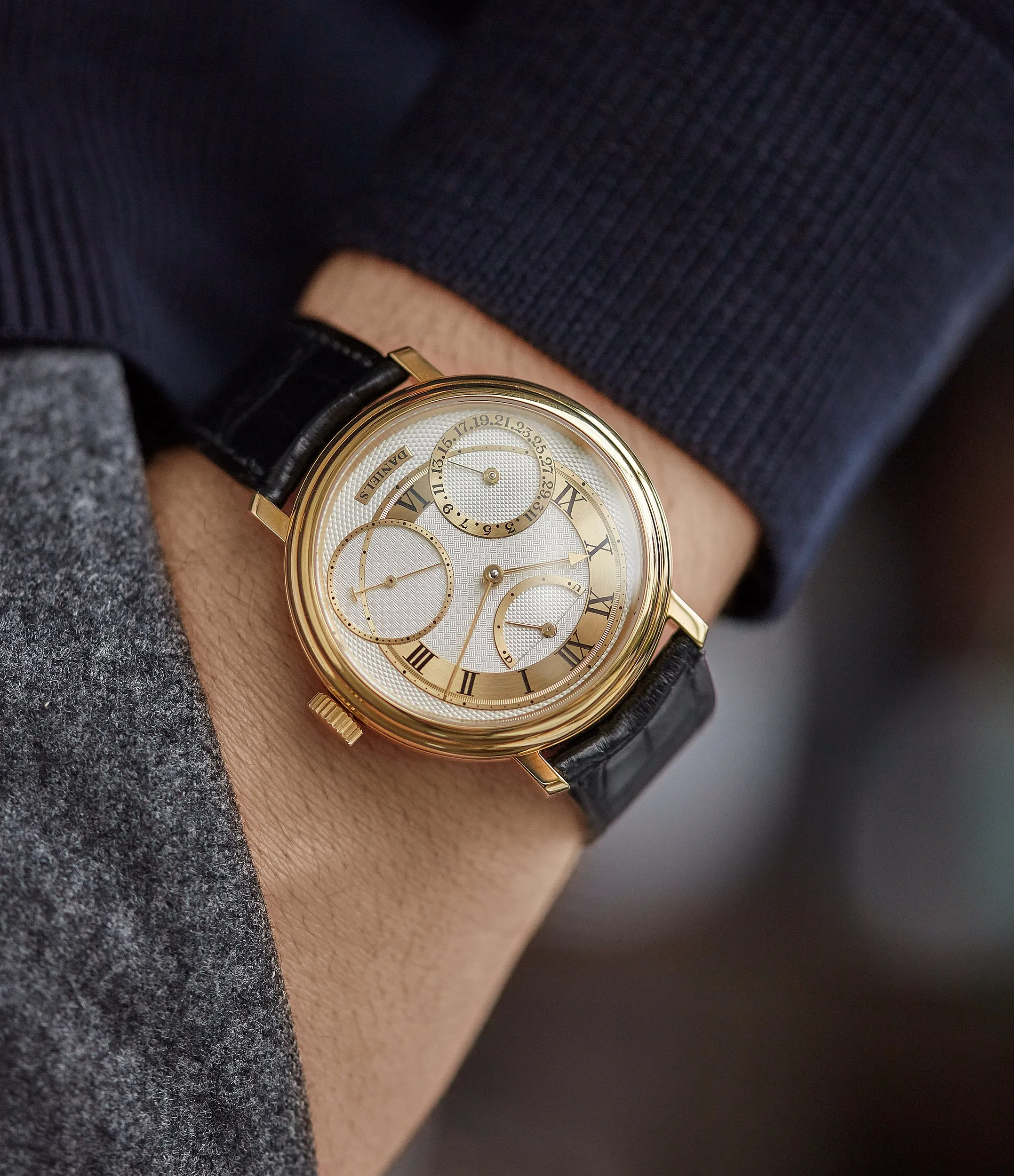 Anniversary | Number 4 of 35 | Yellow Gold