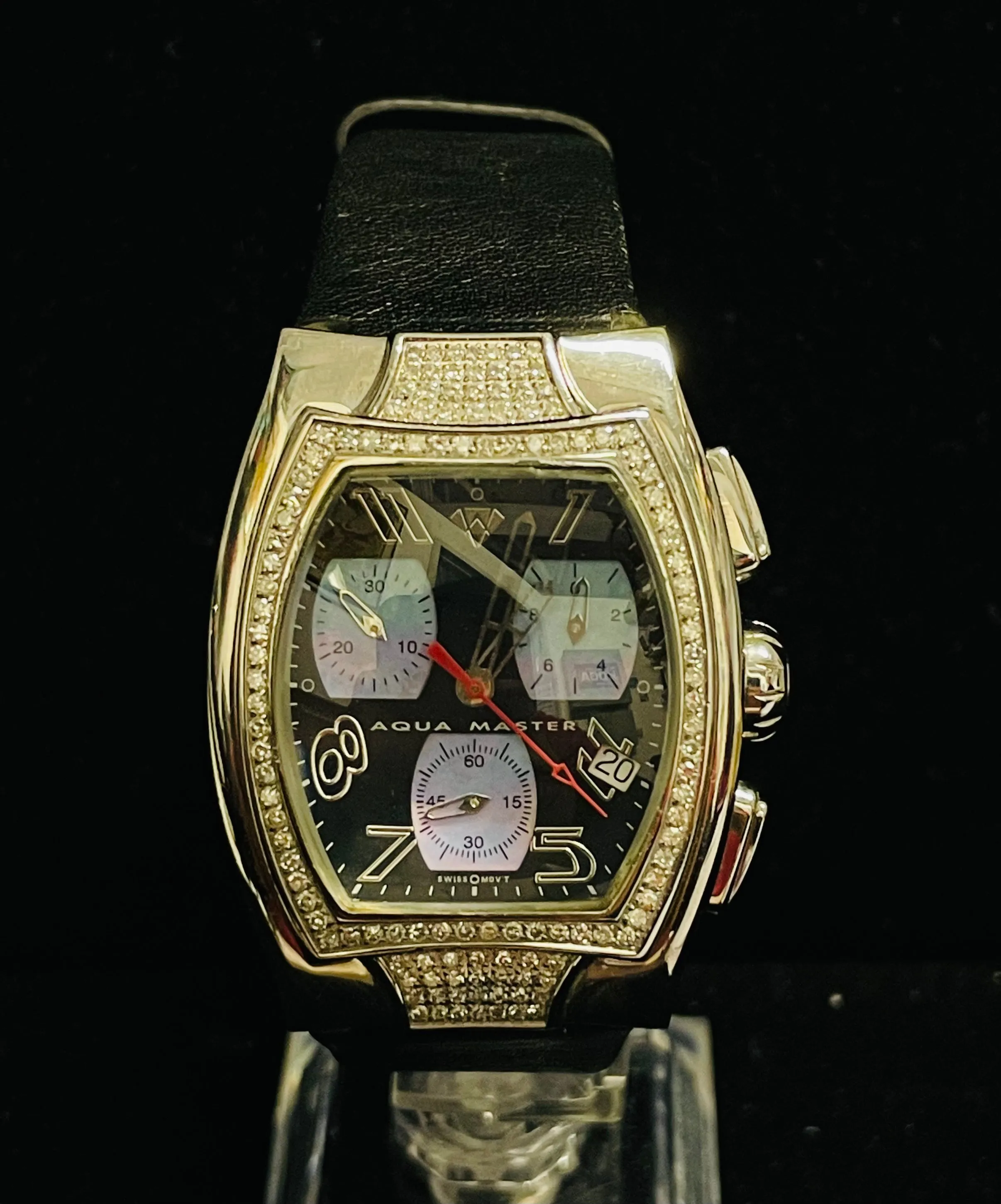 AQUA MASTER QUARTZ MEN'S 130 DIAMONDS & STAINLESS STEEL WATCH- $10K APR w/ COA!
