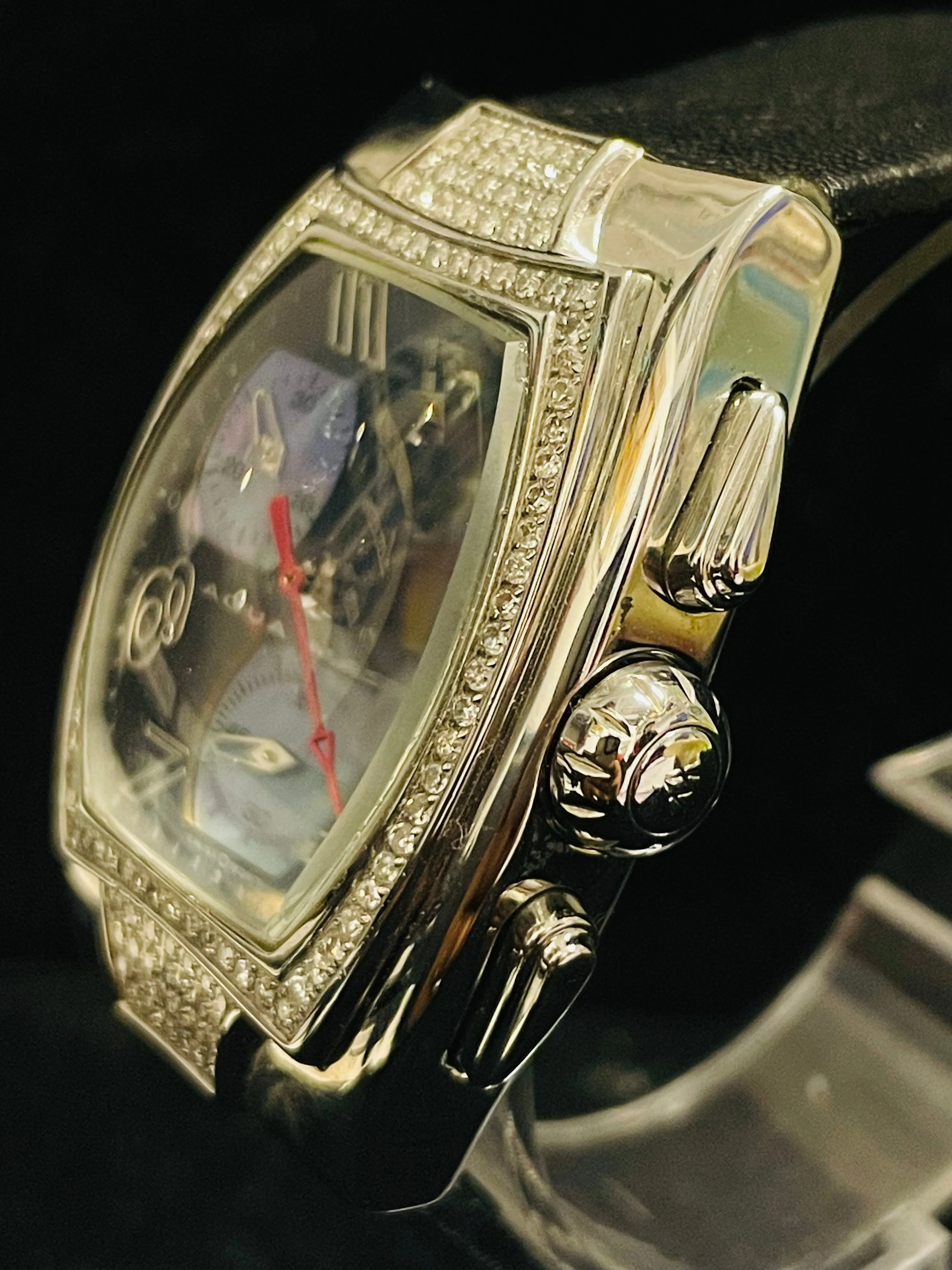 AQUA MASTER QUARTZ MEN'S 130 DIAMONDS & STAINLESS STEEL WATCH- $10K APR w/ COA!