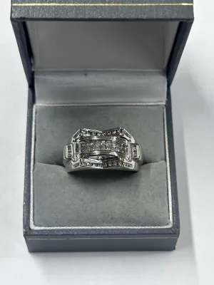 BEAUTIFUL UNIQUE DESIGNER UNISEX DIAMOND WHITE GOLD RING  - $10K  APR w/ CoA!!!!