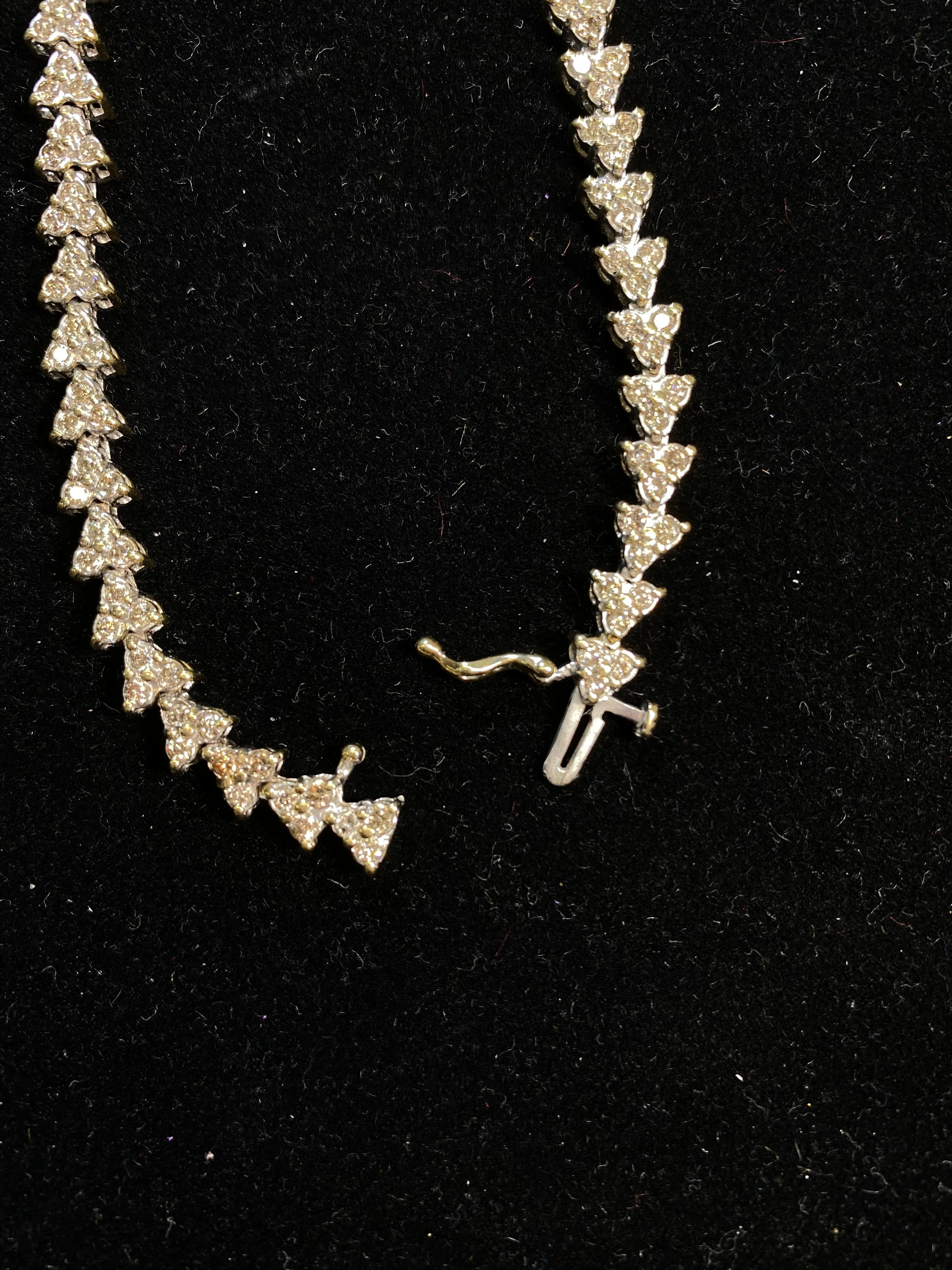 Beautiful White/Yellow Gold Triangle-Shaped Tennis Bracelet with 114 Diamonds! - $12K APR Value w/ CoA!