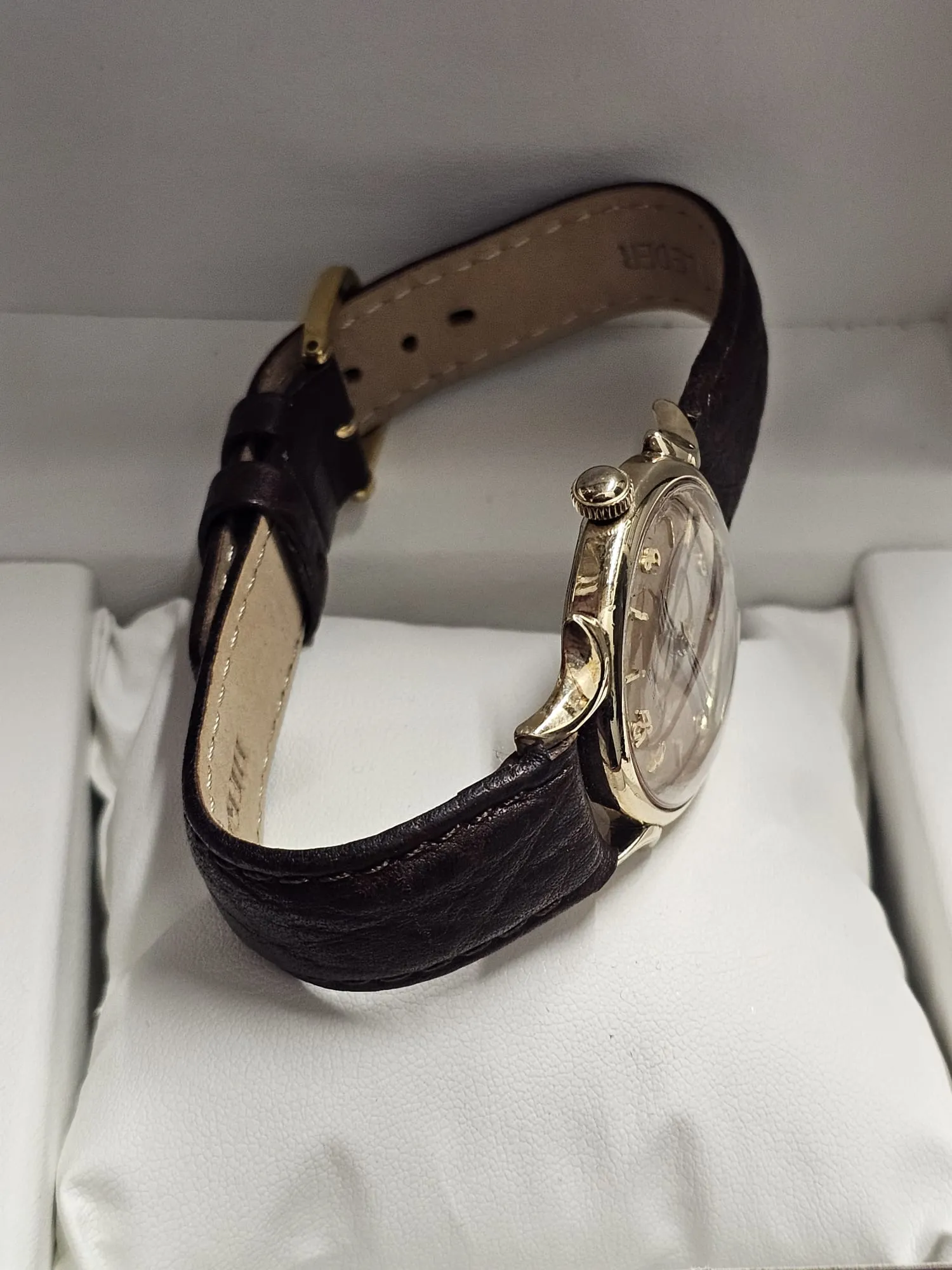 Benrus Vintage 1940s 10K Gold Filled Unique Dial, Men's Watch - $8K APR w/ COA!!