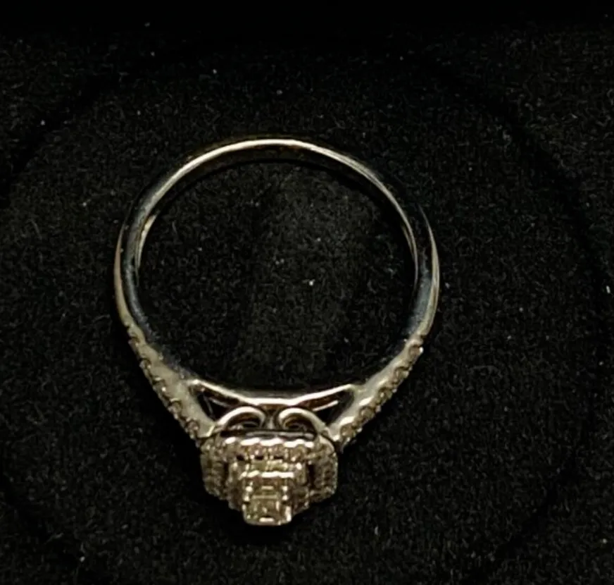 Brand New 1,75 Ct Diamond Solid White Gold Engagemet Ring - $10k APR w/ CoA!!!!!
