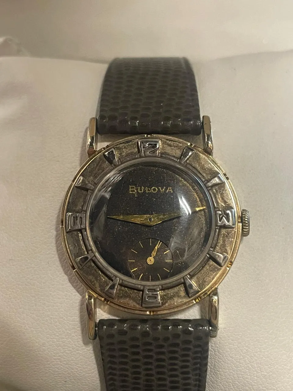 Bulova Vintage 1950s Watch - Unique Design, Gold & Black Dial- $10K APR w/ COA!!