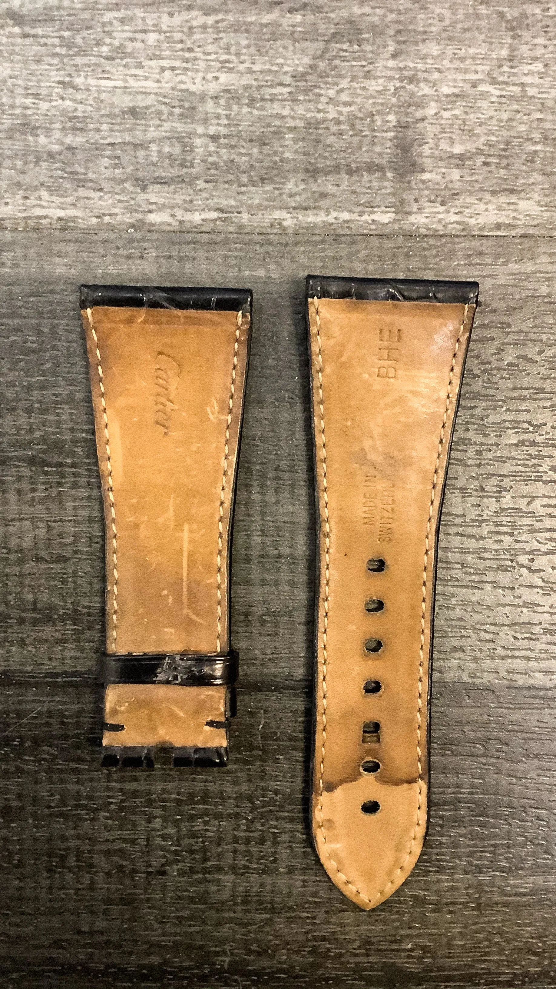 CARTIER Black Padded Crocodile Leather Watch Strap  - $700 APR VALUE w/ CoA ✓