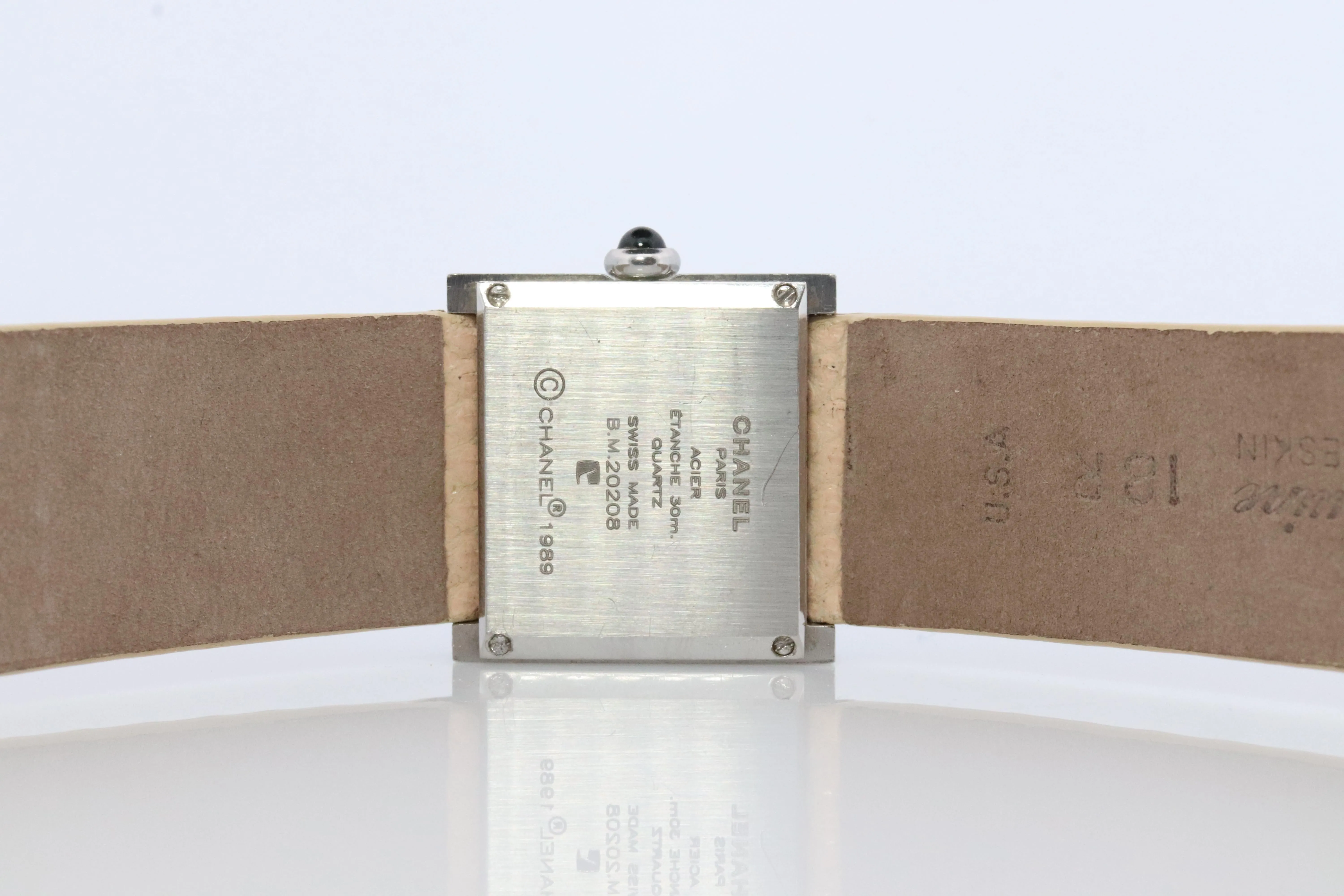 Chanel Watch. Genuine CHANEL Mademoiselle Ladies wristwatch. Quartz.