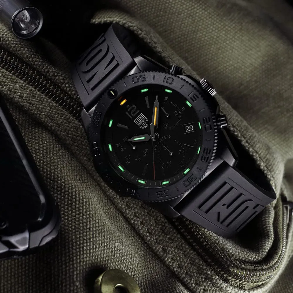 Luminox Men's Black Dial Rubber Band Pacific Diver Blackout Chronograph Swiss Quartz Watch - XS.3141.BO(2)