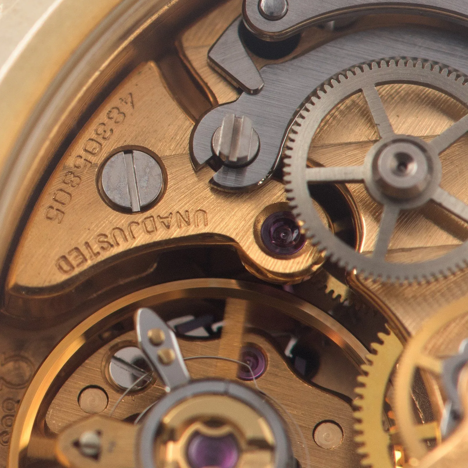 Omega Golden Nugget Speedmaster 31945000