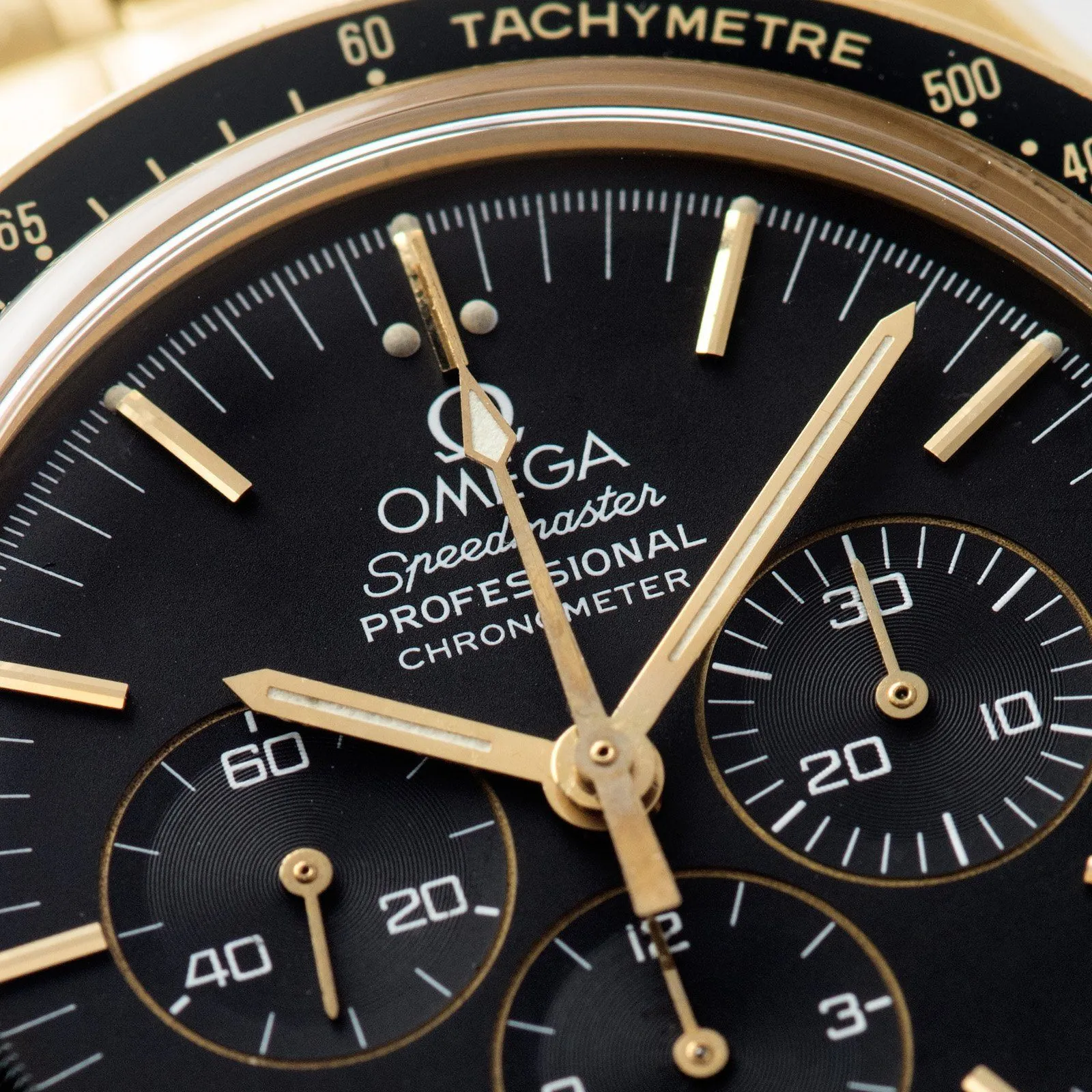 Omega Golden Nugget Speedmaster 31945000