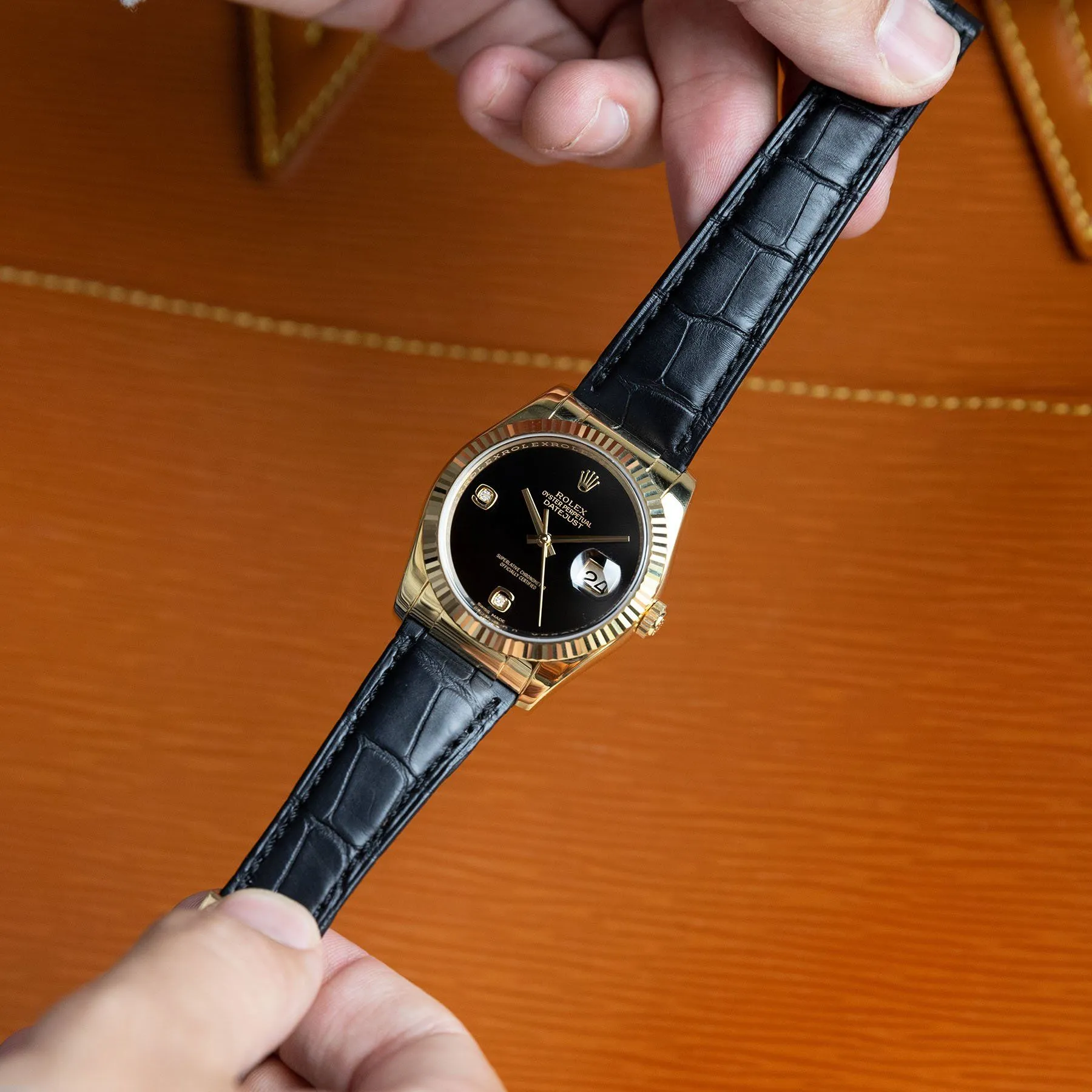 Onyx Dial Rolex Datejust Yellow Gold 116138 NOS