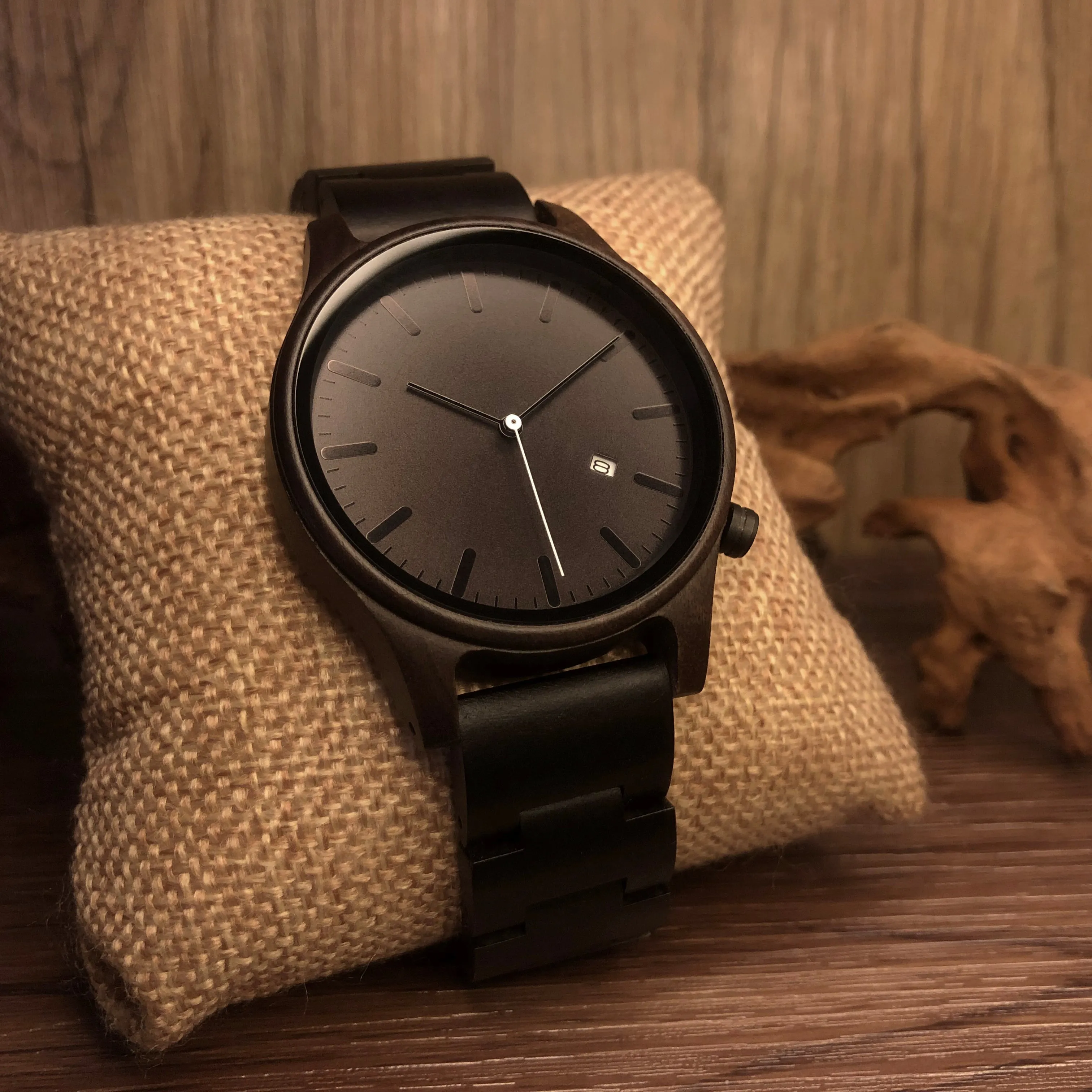 Ottawa - Ebony Minimal Watch