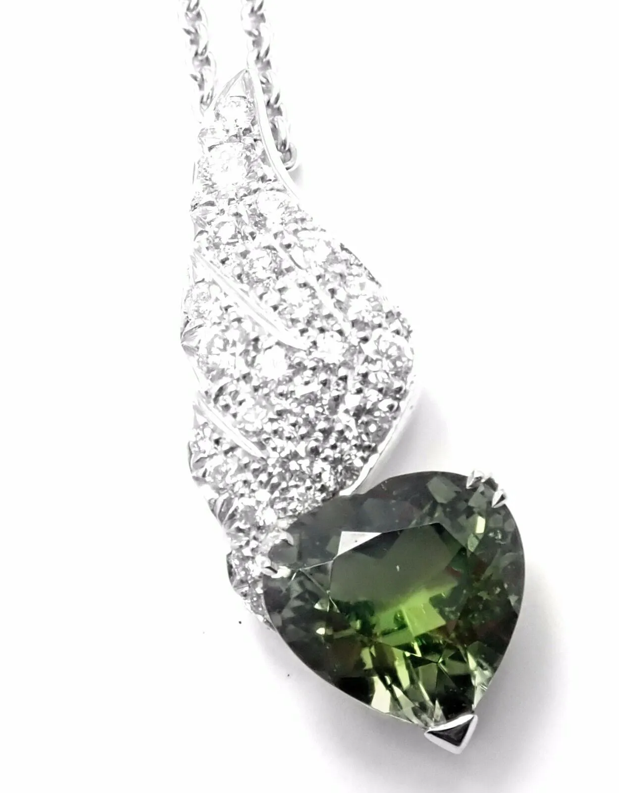 Rare! Authentic Piaget 18k White Gold Diamond Peridot Heart Pendant Necklace
