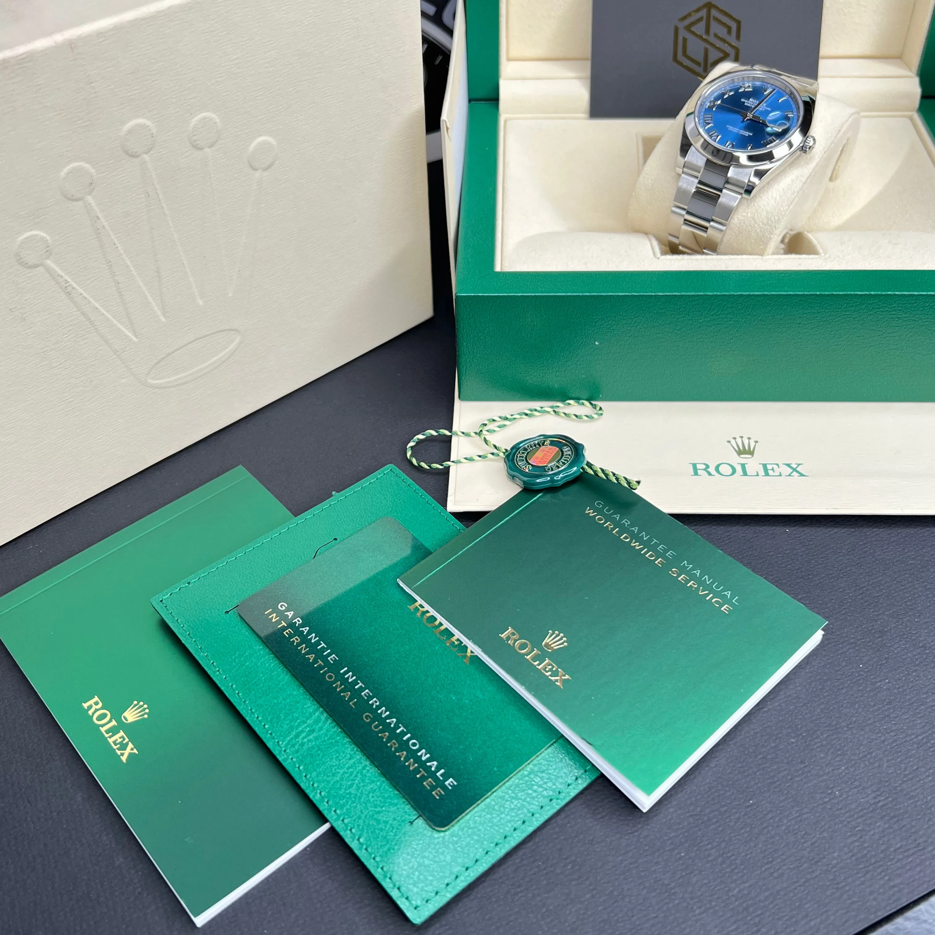 Rolex 126300 Datejust 41 Azzurro Blue Oyster 2021 Full Set Watch