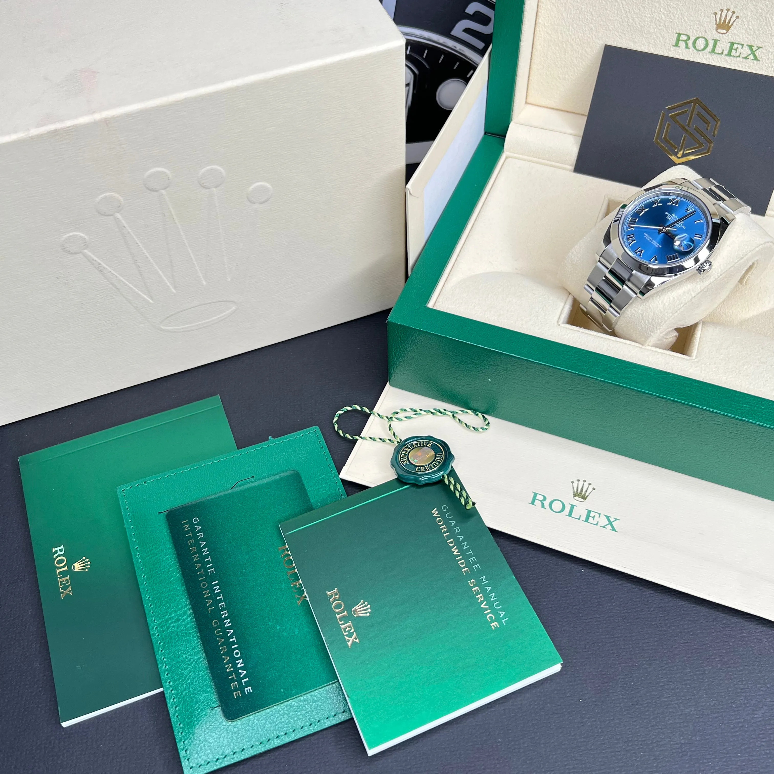 Rolex 126300 Datejust 41 Azzurro Blue Oyster 2021 Full Set Watch