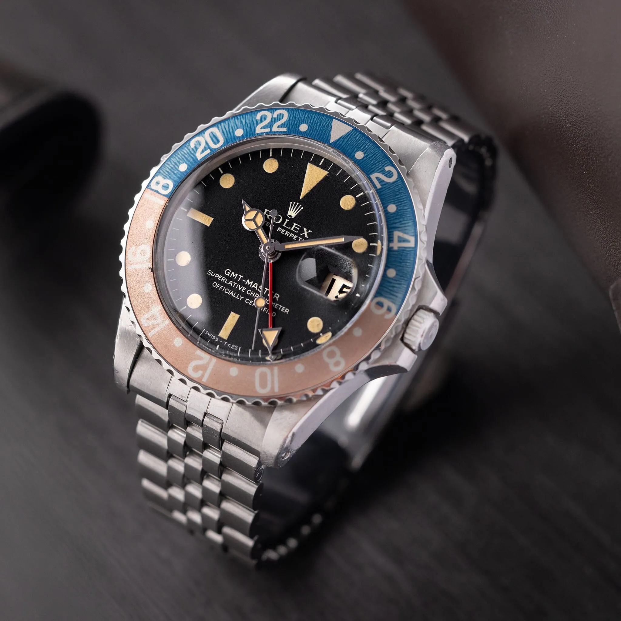 Rolex GMT-Master 1675 Mk 1 Long E Dial faded pepsi bezel
