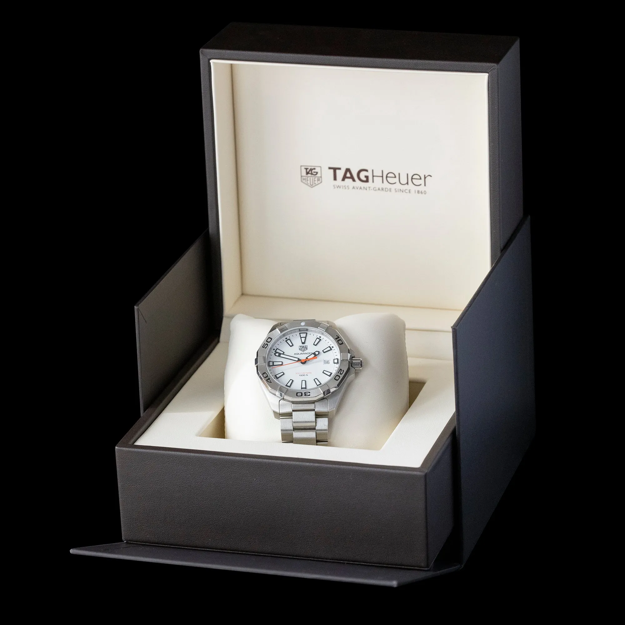 Tag Heuer - Aquaracer ‘White Dial’