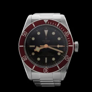Tudor - 2017  Black Bay Red