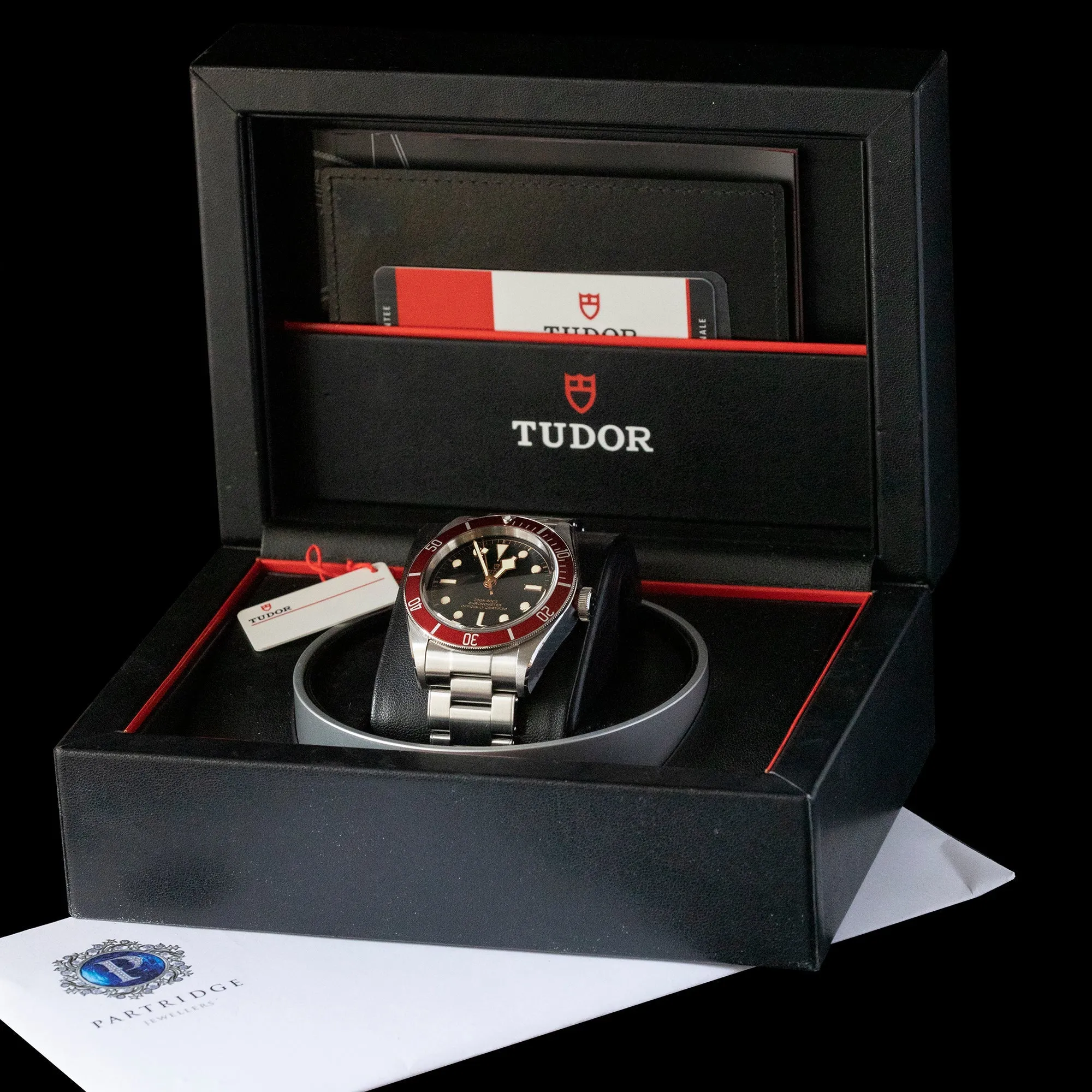 Tudor - 2017  Black Bay Red